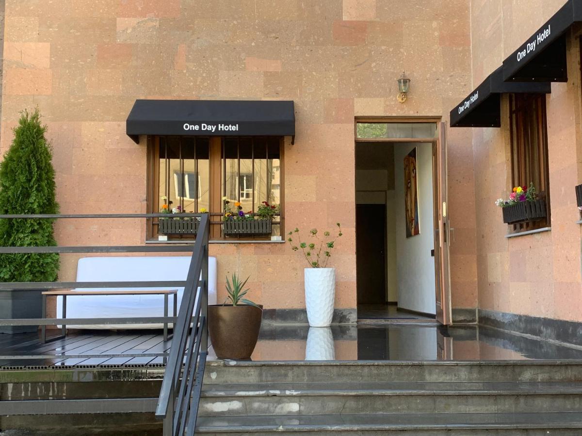 One Day Hotel Erevan Exterior foto