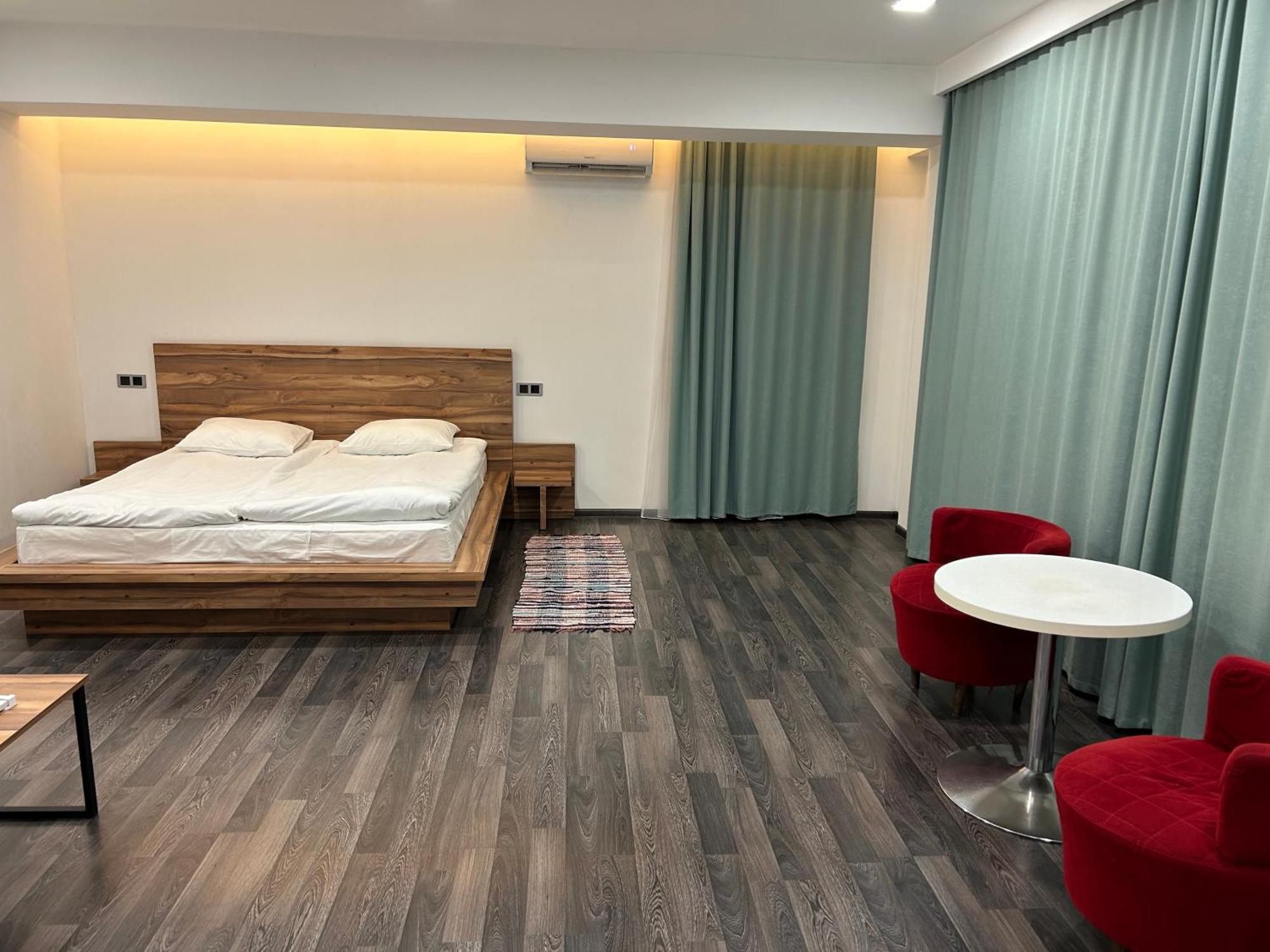 One Day Hotel Erevan Exterior foto